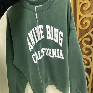 Green crew neck sweatshirt